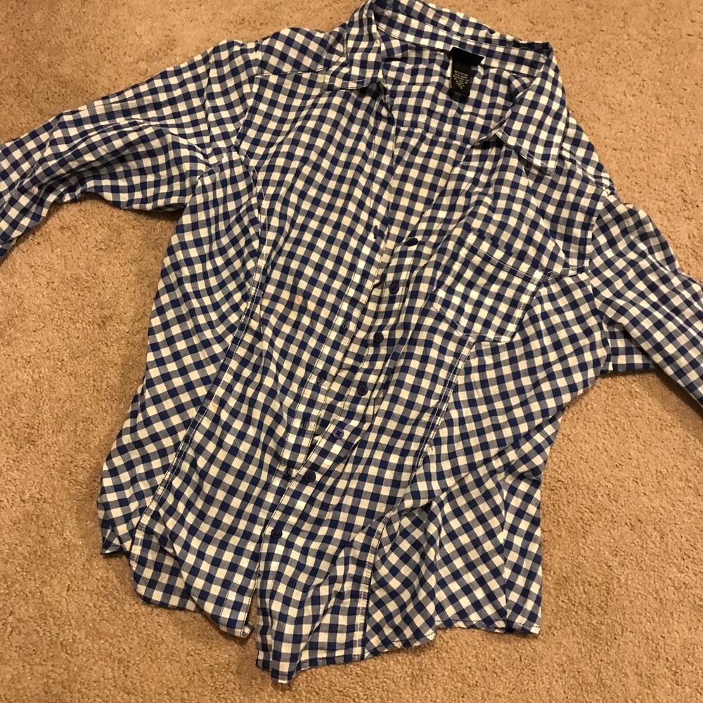 Blue and white checkered top
